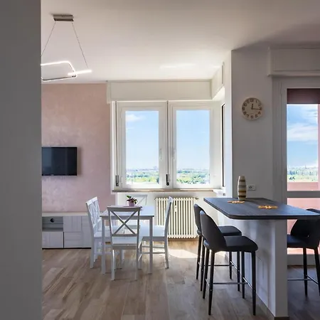 Borgo Milano Penthouse - With Parking Lejlighed *
